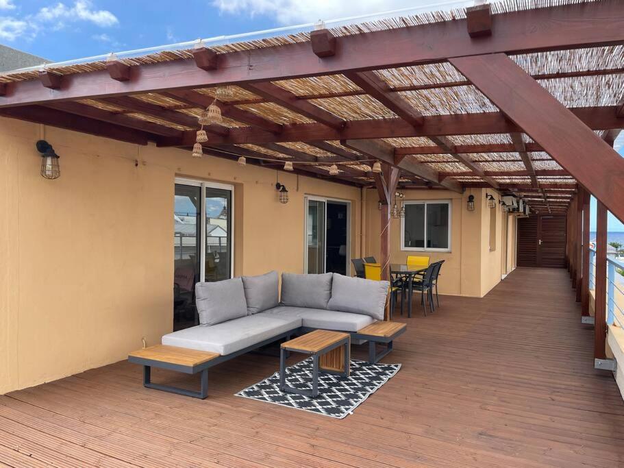 Rare ! Spacieux T3 En Roof-Top Au Barachois - 2 Ch Climatisees - 6 Couchages - Proche Aeroport Saint-Denis Esterno foto