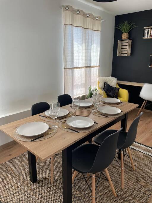 Rare ! Spacieux T3 En Roof-Top Au Barachois - 2 Ch Climatisees - 6 Couchages - Proche Aeroport Saint-Denis Esterno foto