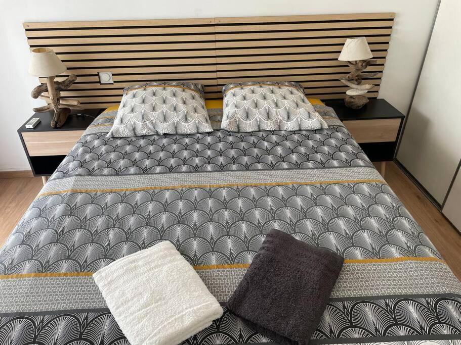 Rare ! Spacieux T3 En Roof-Top Au Barachois - 2 Ch Climatisees - 6 Couchages - Proche Aeroport Saint-Denis Esterno foto